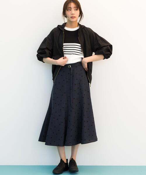 grove（グローブ）の「【貴島明日香さん着用・洗える】ランダムドットマーメイドスカート（スカート・レディース・サックスブルー/ベージュ系5/ネイビー系5・02/03）」の15枚目の写真
