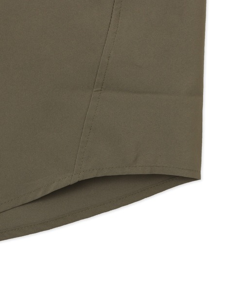 PUMA(プーマ)の「PUMA OVERSIZED SS SHIRT / プーマ ユニセックス オーバーサイズド ショートスリーブ シャツ(シャツ/ブラウス・メンズ・ブラック/ベージュ/グリーン・S/XL/L/M)」の7枚目の写真