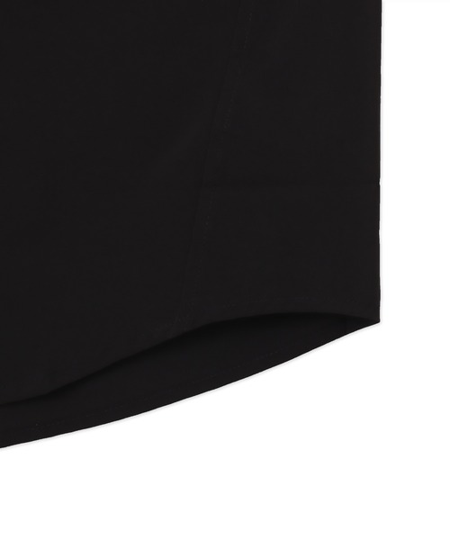PUMA(プーマ)の「PUMA OVERSIZED SS SHIRT / プーマ ユニセックス オーバーサイズド ショートスリーブ シャツ(シャツ/ブラウス・メンズ・ブラック/ベージュ/グリーン・S/XL/L/M)」の17枚目の写真