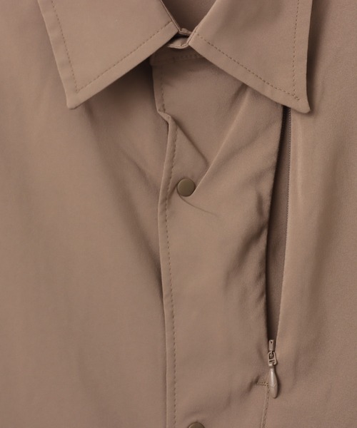 PUMA(プーマ)の「PUMA OVERSIZED SS SHIRT / プーマ ユニセックス オーバーサイズド ショートスリーブ シャツ(シャツ/ブラウス・メンズ・ブラック/ベージュ/グリーン・S/XL/L/M)」の10枚目の写真