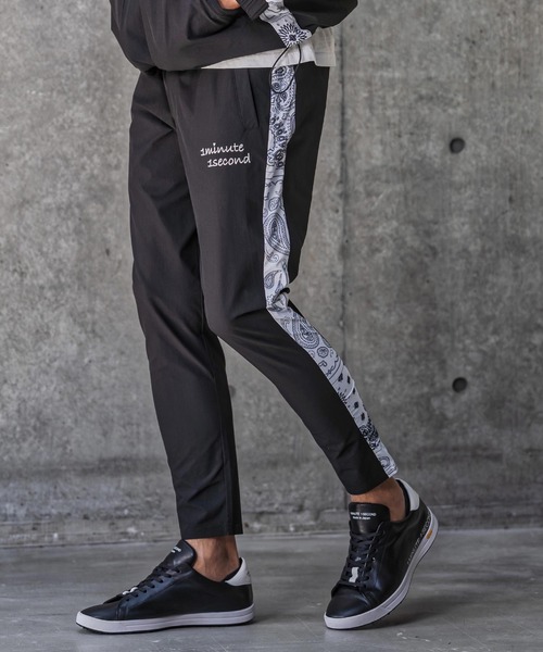 1minute 1second(ワンミニットワンセカンド)の「mp14689-nylon x knit line easy pants イージーパンツ(1M26N020)(その他パンツ・メンズ・ブラック×ホワイト/ブラック×ブラック/グレー・S/XL/L/M)」の1枚目の写真