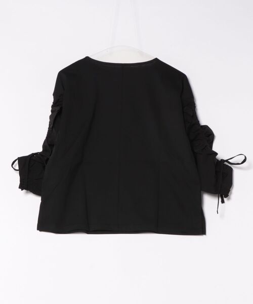 PREFERIR（プレフェリール）の「【洗える／綿混】シャーリングフリル七分袖カットソーブラウス（着丈58cm）／通勤・きれいめ・体型カバー（Tシャツ/カットソー・レディース・カーキ/オフホワイト/ブラック・FREE）」の9枚目の写真