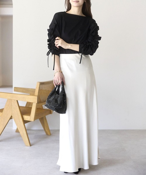 PREFERIR（プレフェリール）の「【洗える／綿混】シャーリングフリル七分袖カットソーブラウス（着丈58cm）／通勤・きれいめ・体型カバー（Tシャツ/カットソー・レディース・カーキ/オフホワイト/ブラック・FREE）」の10枚目の写真