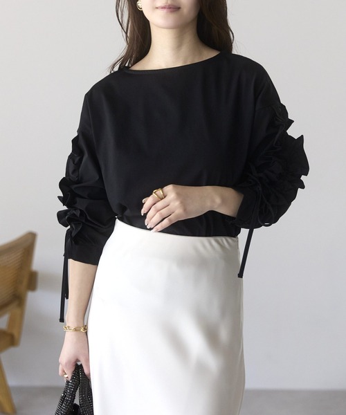 PREFERIR（プレフェリール）の「【洗える／綿混】シャーリングフリル七分袖カットソーブラウス（着丈58cm）／通勤・きれいめ・体型カバー（Tシャツ/カットソー・レディース・カーキ/オフホワイト/ブラック・FREE）」の17枚目の写真