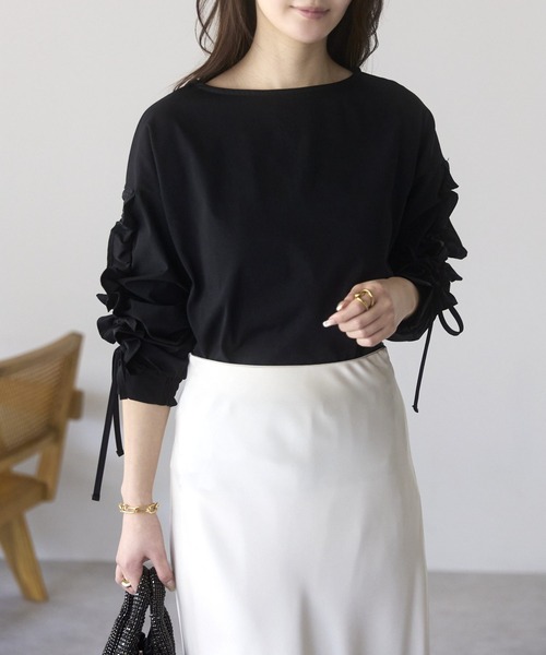 PREFERIR（プレフェリール）の「【洗える／綿混】シャーリングフリル七分袖カットソーブラウス（着丈58cm）／通勤・きれいめ・体型カバー（Tシャツ/カットソー・レディース・カーキ/オフホワイト/ブラック・FREE）」の19枚目の写真