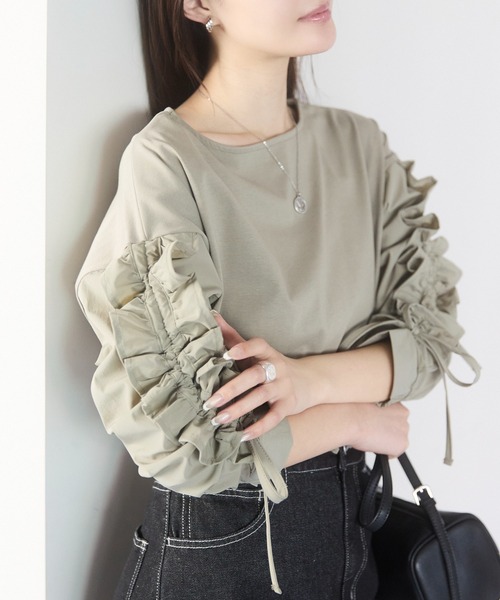 PREFERIR（プレフェリール）の「【洗える／綿混】シャーリングフリル七分袖カットソーブラウス（着丈58cm）／通勤・きれいめ・体型カバー（Tシャツ/カットソー・レディース・カーキ/オフホワイト/ブラック・FREE）」の4枚目の写真