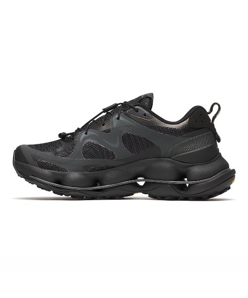 MERRELL(メレル)の「MERRELL SPEED ARC MATIS GORE-TEX(R)(メレル スピード アーク マティス ゴアテックス(R))(スニーカー・レディース・ブラック系・23cm/23.5cm/24cm/24.5cm/25cm)」の2枚目の写真