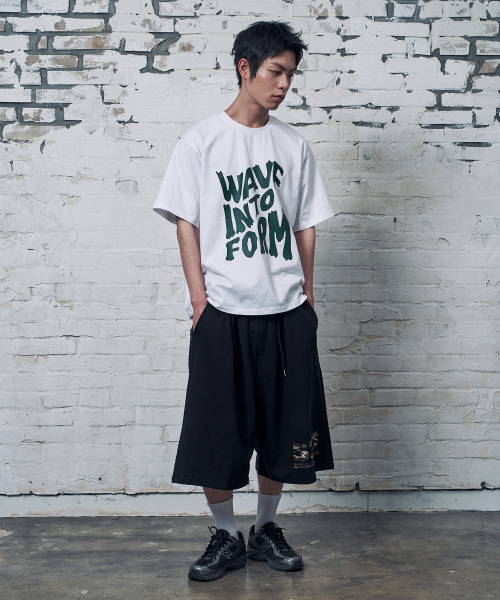 PEID(ペイド)の「PD ウェーブフォーム 半袖Tシャツ ホワイト(Tシャツ/カットソー・レディース・ホワイト・2/3/4/5/6/1)」の3枚目の写真