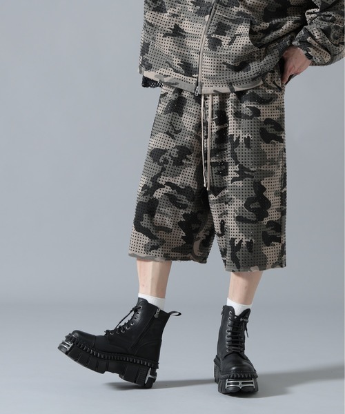 DANKE SCHON（ダンケシェーン）の「DankeSchon/ダンケシェーン/CAMO LINESTONE SHORTS（スウェットパンツ・メンズ・その他2・L/M）」の2枚目の写真