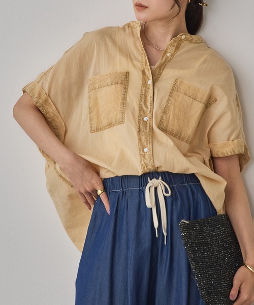 hunch(ハンチ)の「アシッドウォッシュ コットン 半袖シャツ(シャツ/ブラウス・レディース・チャコール/ベージュ/グレイッシュブルー/コーラルピンク・FREE)」の13枚目の写真