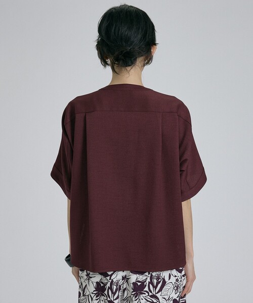 qualite(カリテ)の「【ベストセラーアイテム!新色追加】リネンライクスリットブラウス セットアップ対応 春服 夏服 オフィスカジュアル(シャツ/ブラウス・レディース・オフホワイト/ワイン・フリー)」の13枚目の写真