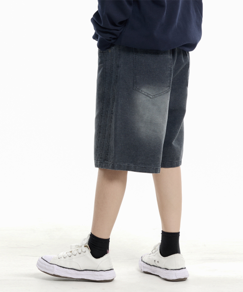 CREAM SODA LAB(クリームソーダラボ)の「サイドトラックショートデニムパンツブラック(その他パンツ・レディース・その他・LARGE/X-LARGE)」の4枚目の写真