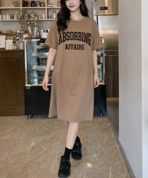 SallyLunn(サリーラン)の「【ゆるっと着こなす】フロントロゴTワンピース(ワンピース・レディース・ホワイト/ブラック/ブラウン・MEDIUM/LARGE)」の8枚目の写真