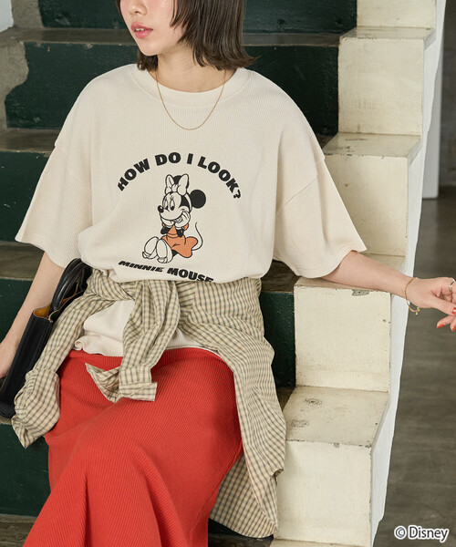 FREAK'S STORE（フリークスストア）の「限定展開　別注/Mickey＆Minnie/ミッキーマウス＆ミニーマウス/ワッフルプリント半袖Tシャツ（Tシャツ/カットソー・レディース・ライトグレー/チャコール/ブラック/オフホワイト/ナチュラル/グレー・ﾌﾘ-）」の6枚目の写真