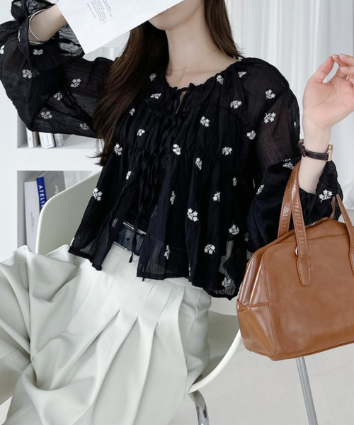 Ada.(エイダ)の「花柄刺繍 シアー ブラウス(シャツ/ブラウス・レディース・ブラック/オフホワイト/サックスブルー・FREE)」の20枚目の写真