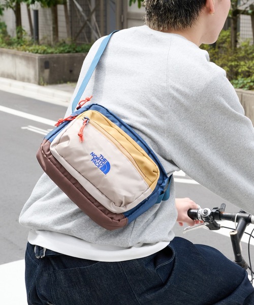 THE NORTH FACE（ザノースフェイス）の「【THE NORTH FACE】ショルダーバッグ CR-1（ショルダーバッグ・メンズ・ブラック/ベージュ・FREE）」の2枚目の写真