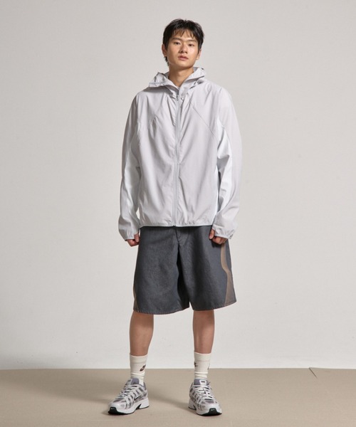 NIKE（ナイキ）の「ナイキ スポーツウェア メンズ デニム ショートパンツ / Nike Sportswear Men's Denim Shorts IR6783-060 Anthracite（デニムパンツ・メンズ・スミクロ・40/38/36/34/32/30/28）」の22枚目の写真