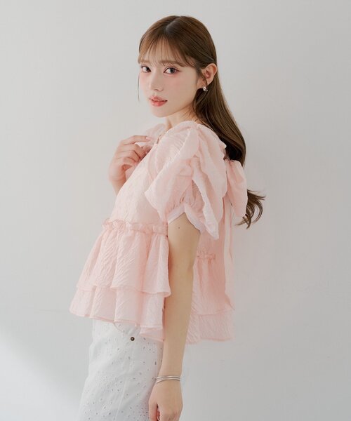 Chico(チコ)の「【SALON by Chico】デザインパフ袖バックリボンペプラムブラウス(シャツ/ブラウス・レディース・ホワイト/ピンク/ブラック系その他2・FREE)」の10枚目の写真