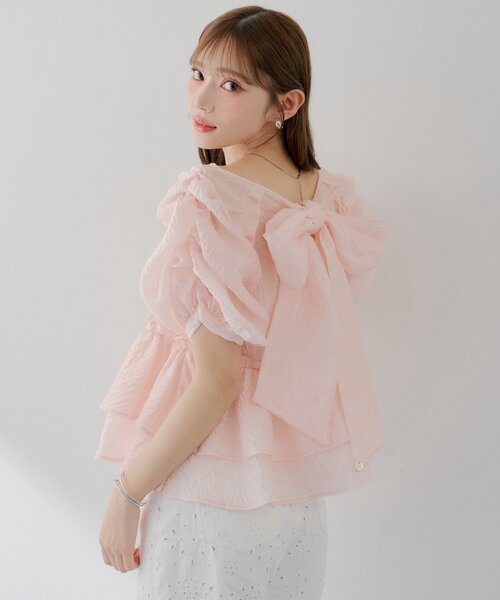 Chico(チコ)の「【SALON by Chico】デザインパフ袖バックリボンペプラムブラウス(シャツ/ブラウス・レディース・ホワイト/ピンク/ブラック系その他2・FREE)」の12枚目の写真