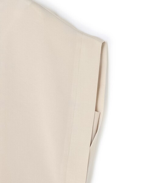 UNFILO(アンフィーロ)の「【セットアップ着用可】TENNEN TOUCH COOL Tブラウス(シャツ/ブラウス・レディース・ダークブラウン系/グレー系/ベージュ系・SMALL/MEDIUM/LARGE)」の20枚目の写真