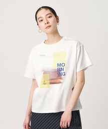 She is-.（シーイズ）の「【別注】＜She is-.＞プリント Tシャツ（Tシャツ/カットソー）」