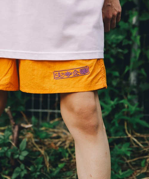 火寺企画(カジキカク)の「刺繍ハーフパンツ(その他パンツ・メンズ・パープル/ブラック/イエロー・MEDIUM/LARGE)」の10枚目の写真