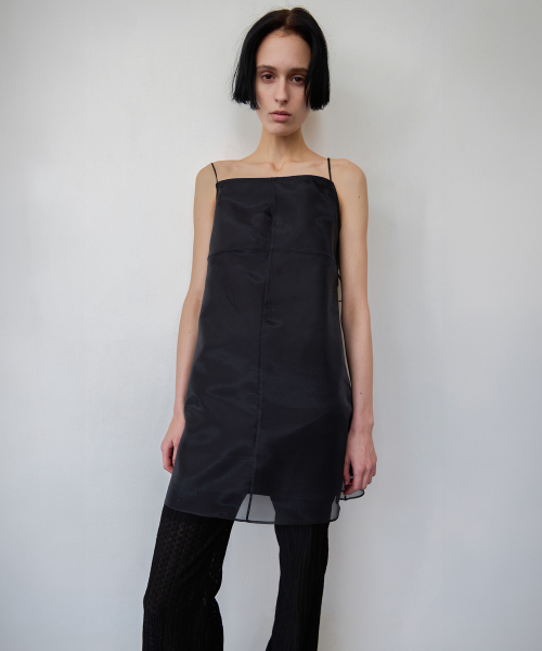 LEVAR（レバー）の「Layered Sheer Slip Dress - Black（ワンピース・レディース・ブラック・SHORT/LONG）」の3枚目の写真