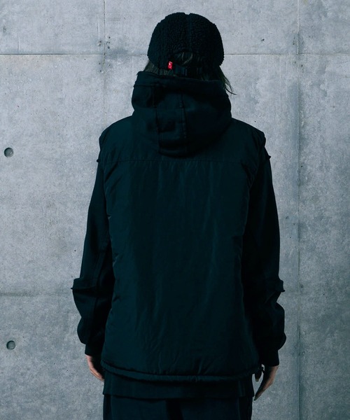 VIRGOwearworks(ヴァルゴウェアワークス)の「MILVERSE VEST(ダウンベスト・メンズ・ブラック/レッド/オリーブドラブ・2/3/4)」の19枚目の写真