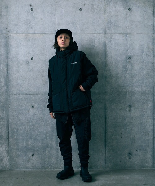 VIRGOwearworks(ヴァルゴウェアワークス)の「MILVERSE VEST(ダウンベスト・メンズ・ブラック/レッド/オリーブドラブ・2/3/4)」の22枚目の写真
