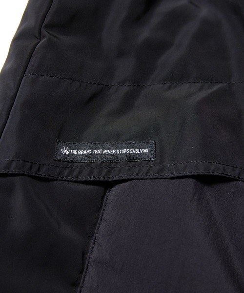 VIRGOwearworks(ヴァルゴウェアワークス)の「MILVERSE VEST(ダウンベスト・メンズ・ブラック/レッド/オリーブドラブ・2/3/4)」の15枚目の写真