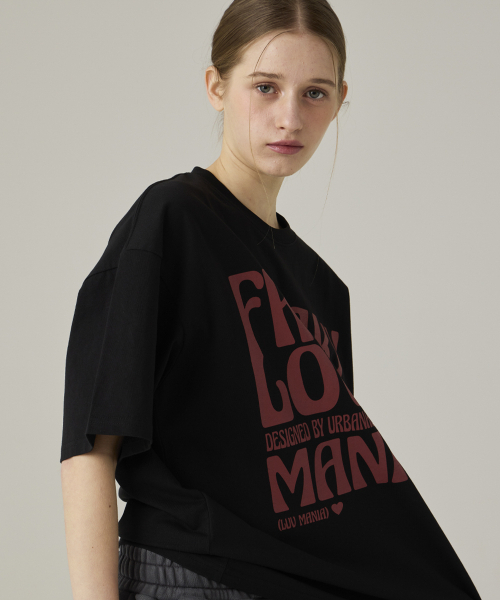 URBANAGE(アーバンエイジ)の「MANIACオーバー半袖ブラック(Tシャツ/カットソー・レディース・その他・MEDIUM/LARGE)」の14枚目の写真
