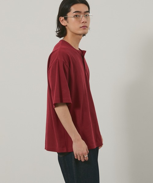 EMMA CLOTHES（エマクローズ）の「ハニカムサーマル ヘンリーネック オーバーサイズ半袖Tシャツ（Tシャツ/カットソー・メンズ・ブルー/ブラック/オフホワイト/バーガンディー・L/M）」の21枚目の写真