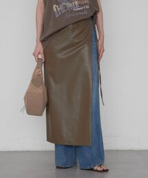 LOUNGEDRESS | 《いつものボトムにプラスワン》フェイクレザーラップスカート(スカート)