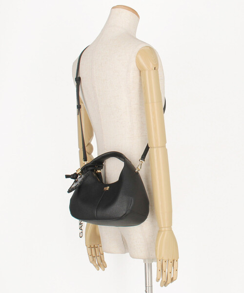 GANNI（ガニー）の「GANNI/ガニー Hobo Mini Grained / ミニ ホーボー バッグ（ショルダーバッグ・レディース・ブラック・ONE SIZE）」の10枚目の写真