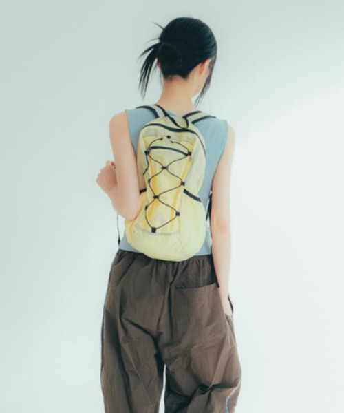 HEISAN(ハイサン)の「【日本未発売/WEB限定】Heisan(ハイサン)/20L 超軽量 大容量 A4サイズ収納可 折りたためる パッカブル ウルトラ ライト コンパクト ポケット バックパック リュック/Ultra-light Compact Pocket Bag V2 Mサイズ(バックパック/リュック・レディース・その他1/カーキ/イエロー/グレー/ブラウン/ブラック・M)」の21枚目の写真