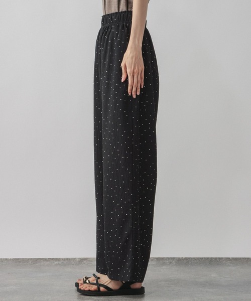 GLOBAL WORK（グローバルワーク）の「楊柳イージーコクーンパンツ/1049115（その他パンツ・レディース・ドット・MEDIUM/LARGE）」の7枚目の写真