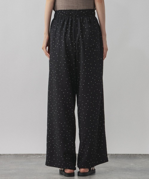 GLOBAL WORK（グローバルワーク）の「楊柳イージーコクーンパンツ/1049115（その他パンツ・レディース・ドット・MEDIUM/LARGE）」の8枚目の写真