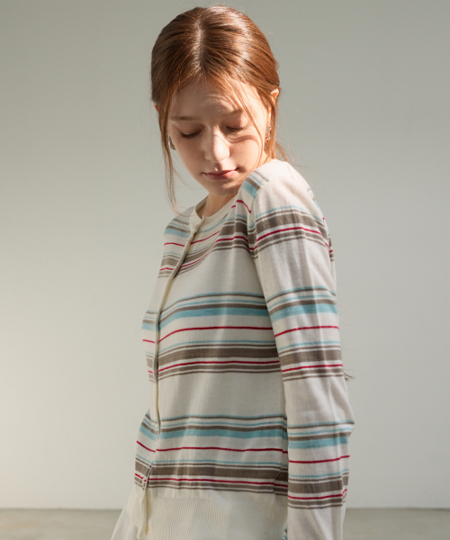 VLETI（ブレッティ）の「Slim Stripe Featherlight Button Cardigan (ivory)（ニット/セーター・レディース・アイボリー・FREE）」の2枚目の写真