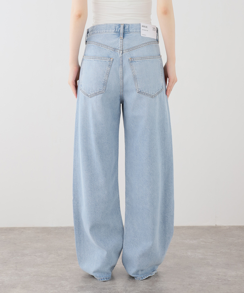 Deuxieme Classe（ドゥーズィエムクラス）の「【AGOLDE / エーゴールドイー】 LOW CURVE JEAN（デニムパンツ・レディース・スカイブルー・27/26/25）」の18枚目の写真