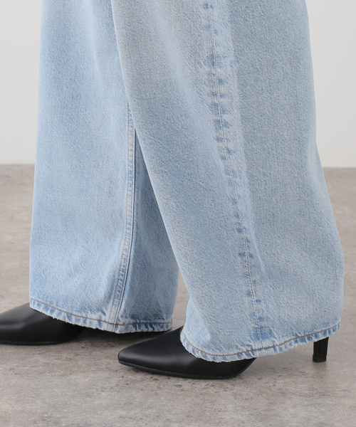 Deuxieme Classe（ドゥーズィエムクラス）の「【AGOLDE / エーゴールドイー】 LOW CURVE JEAN（デニムパンツ・レディース・スカイブルー・27/26/25）」の21枚目の写真