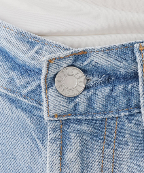 Deuxieme Classe（ドゥーズィエムクラス）の「【AGOLDE / エーゴールドイー】 LOW CURVE JEAN（デニムパンツ・レディース・スカイブルー・27/26/25）」の2枚目の写真