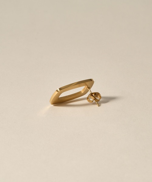 novice（ノーヴィス）の「【novice】Soft Square Pierce［Stainless］（ピアス（両耳用）・レディース・シルバー/ゴールド・FREE）」の5枚目の写真