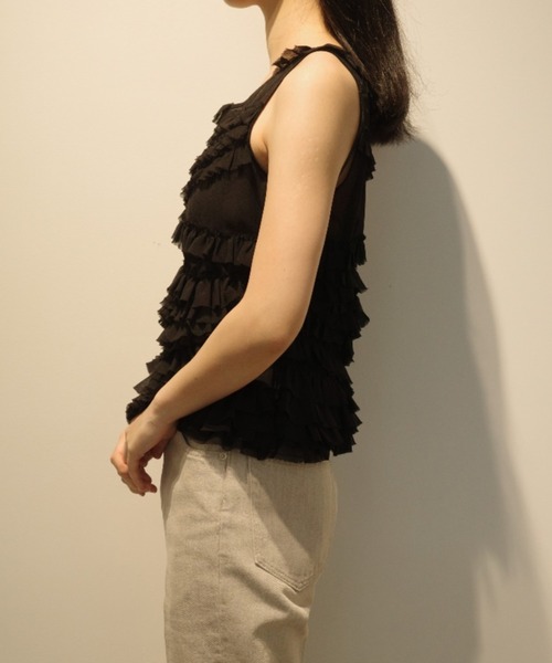 CLANE(クラネ)の「CLANE RANDOM FRILL SHEER N/S TOPS(その他トップス・レディース・オフホワイト/グレー/ブラック・2/1)」の5枚目の写真