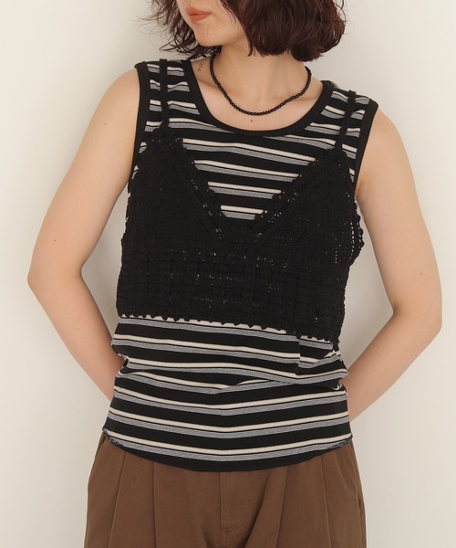 cheriella(シェリエラ)の「【cheriell】透かし編みニットビスチェ OPENWORK KNIT BUSTIER(キャミソール・レディース・ブラック/アイボリー・FREE)」の2枚目の写真