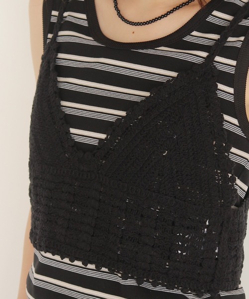 cheriella(シェリエラ)の「【cheriell】透かし編みニットビスチェ OPENWORK KNIT BUSTIER(キャミソール・レディース・ブラック/アイボリー・FREE)」の15枚目の写真