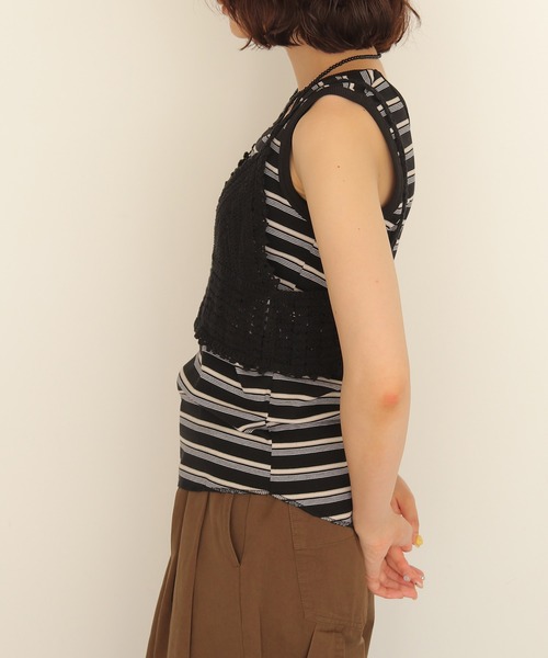 cheriella(シェリエラ)の「【cheriell】透かし編みニットビスチェ OPENWORK KNIT BUSTIER(キャミソール・レディース・ブラック/アイボリー・FREE)」の16枚目の写真