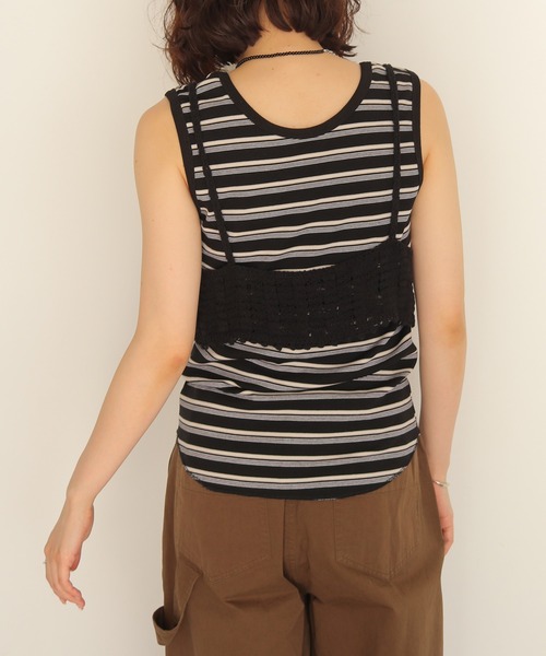 cheriella(シェリエラ)の「【cheriell】透かし編みニットビスチェ OPENWORK KNIT BUSTIER(キャミソール・レディース・ブラック/アイボリー・FREE)」の18枚目の写真