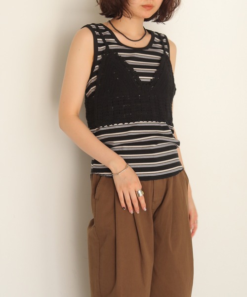 cheriella(シェリエラ)の「【cheriell】透かし編みニットビスチェ OPENWORK KNIT BUSTIER(キャミソール・レディース・ブラック/アイボリー・FREE)」の17枚目の写真