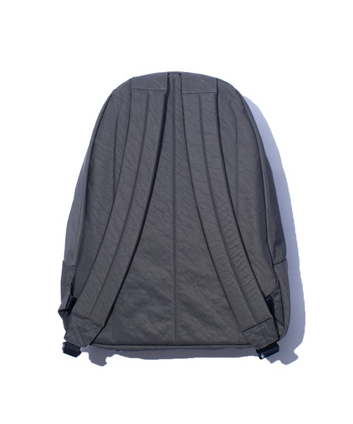 F/CE. (エフシーイー)の「F/CE. TEXTURED TWILL DAY PACK / エフシーイー テクスチャード ツイル デイパック(バックパック/リュック・メンズ・ブラック/チャコール・FREE)」の3枚目の写真