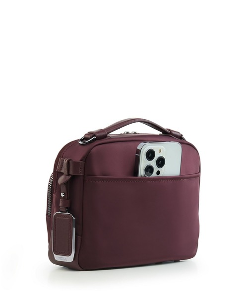 TUMI(トゥミ)の「VOYAGEUR 「テガン」クロスボディ(ショルダーバッグ・レディース・レッド系その他・FREE)」の4枚目の写真